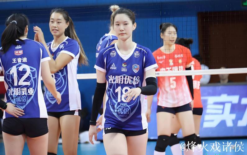 许晓婷拉胯 但她站了出来！或成上海女排新主力二传
